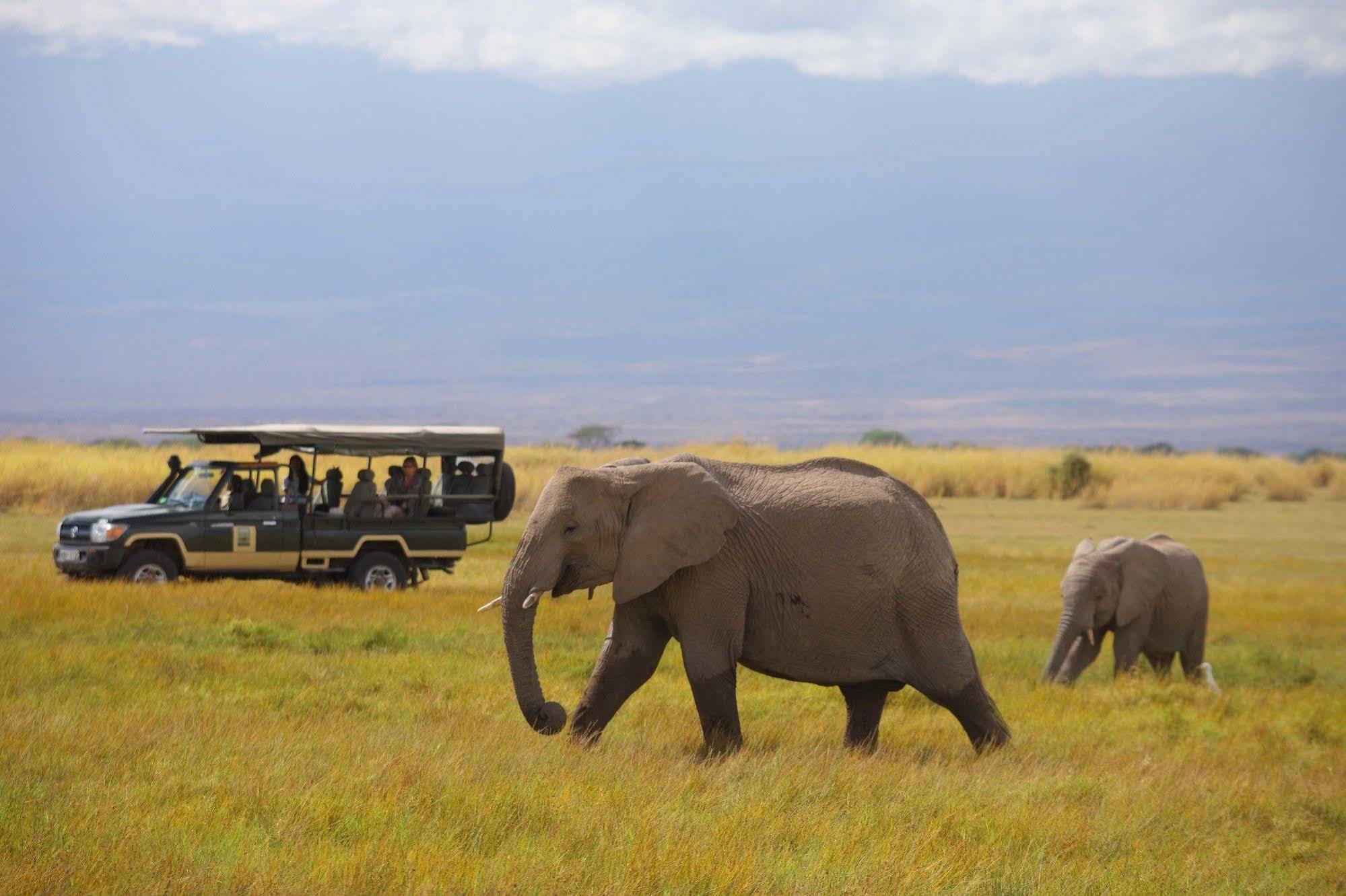 Elewana Tortilis Camp Hotel Amboseli Bagian luar foto